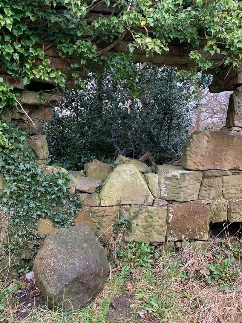 The Stone beyond the Wall